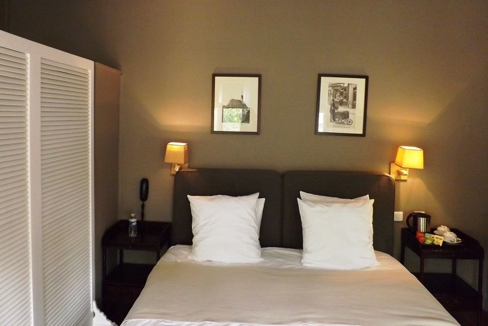 Hôtel La Licorne&Spa Lyons-la-Forêt Esterno foto